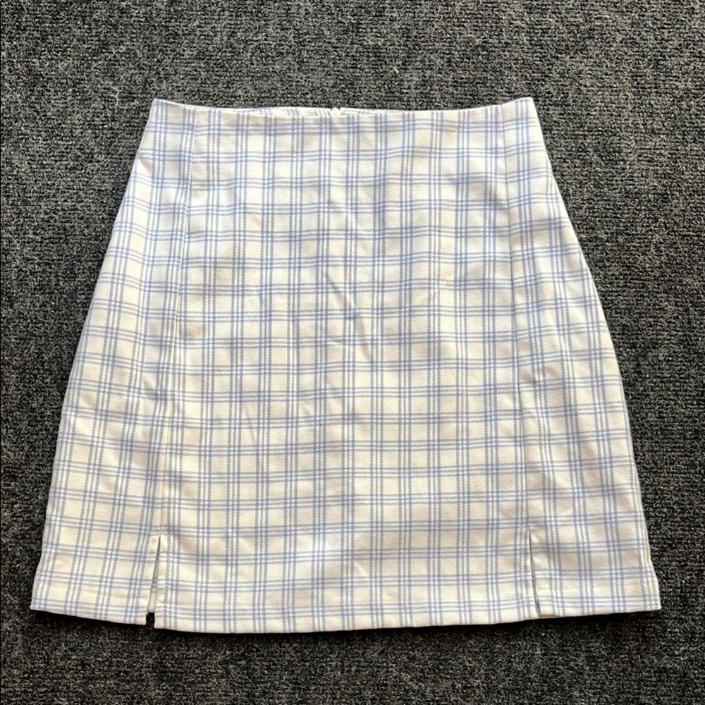 Brandy Melville John Galt cute blue and white skirt like new bundle to save